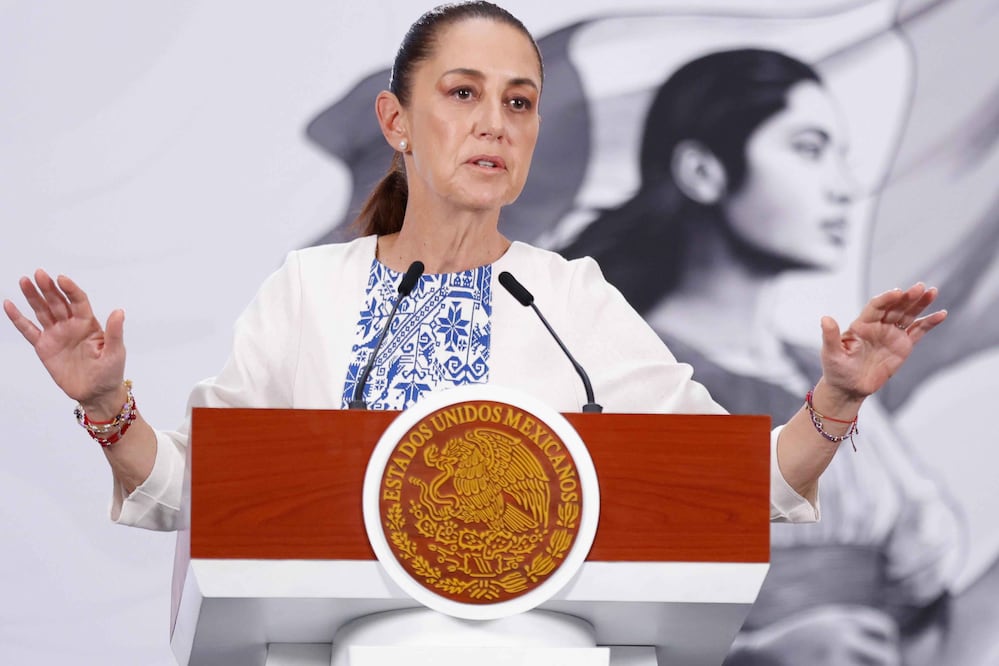 EUM20260504POL08.JPG
 La presidenta Claudia Sheinbaum durante su conferencia matutina desde Palacio Nacional. Foto: Agencia EL UNIVERSAL/Diego Simón Sánchez/RDB.