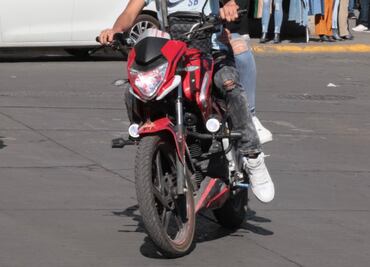 Motociclistas de Ixmiquilpan incumplen con el reglamento de tránsito