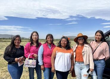 Candidata al Senado realiza campaña en náhuatl y español