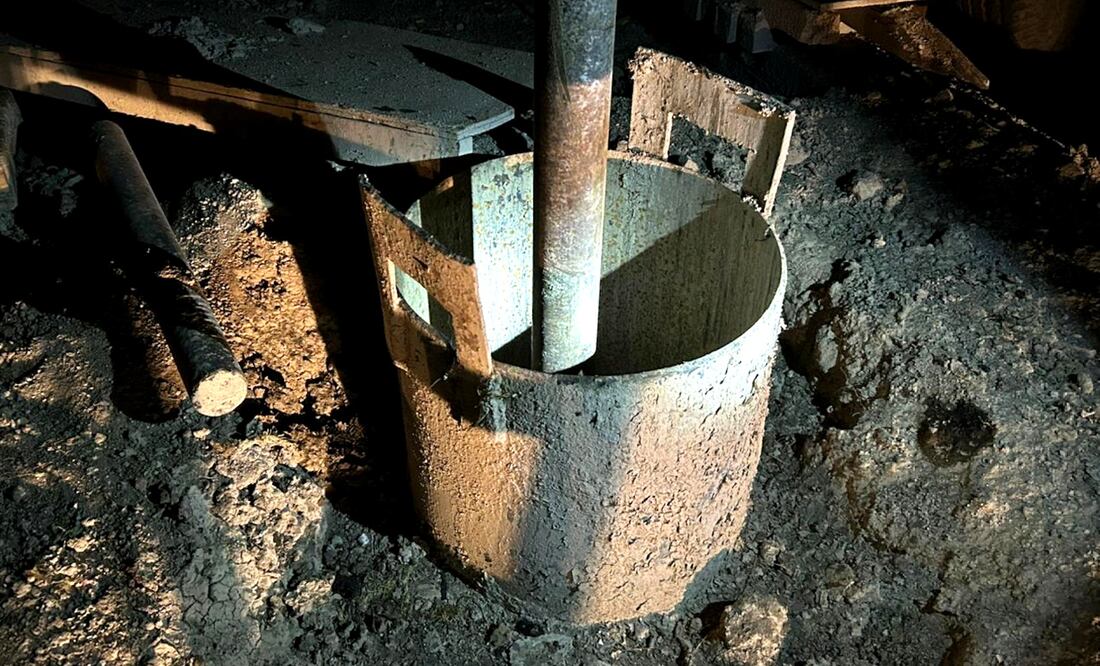 Personal de la Conagua acudió en una primera ocasión, pero fue conducido a otro espacio bajo supervisión del personal de la empresa.