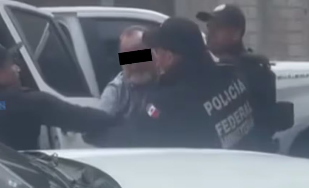 Federico N, de complexión robusta, barba canosa abundante, tez morena y cabello canoso, fue aprehendido a las 15:19 horas del domingo 31 de agosto