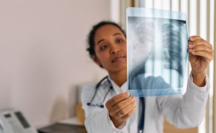 Hidalgo supera las 478 mil infecciones respiratorias en 11 meses; aumentan también casos de neumonía