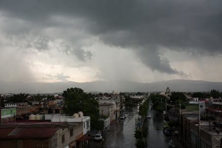 Hidalgo espera lluvias fuertes y rachas de viento este miércoles; piden extremar precauciones