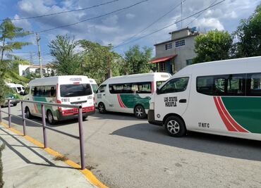 Transportistas bloquean la vía Chalahuiyapa - Los Otates