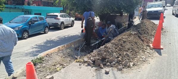 Descubren tomas clandestinas de agua en Huejutla