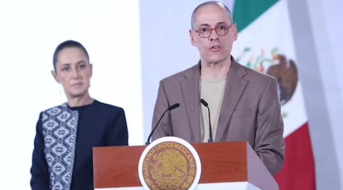 Suman 68 millones de líneas telefónicas vinculadas: ATDT; Sheinbaum rechaza querer controlar a las personas