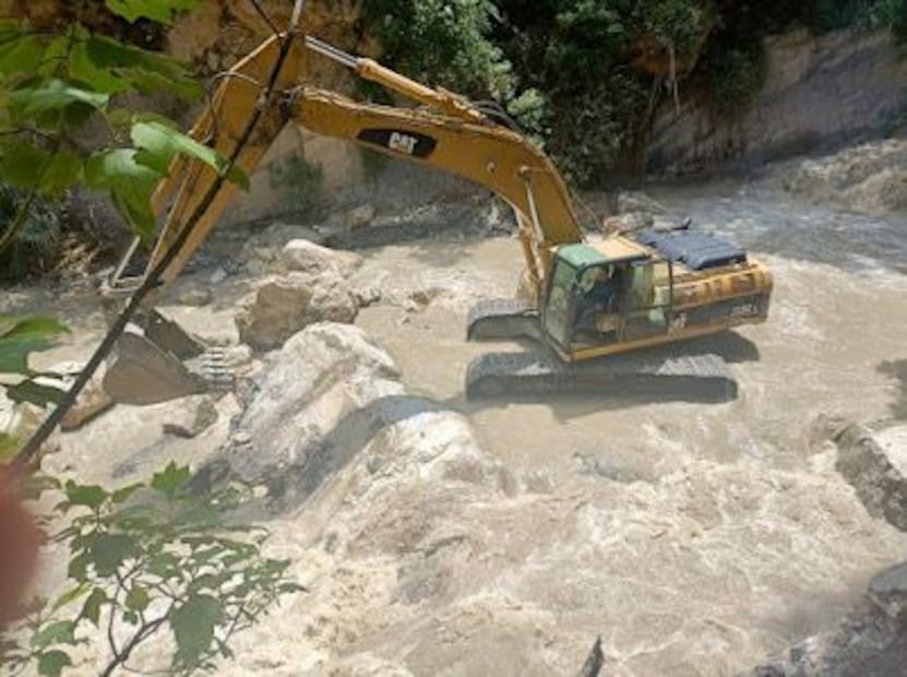 Hallan sin vida a dos turistas desaparecidos en poza de La Gloria, en Cardonal | Foto: especial