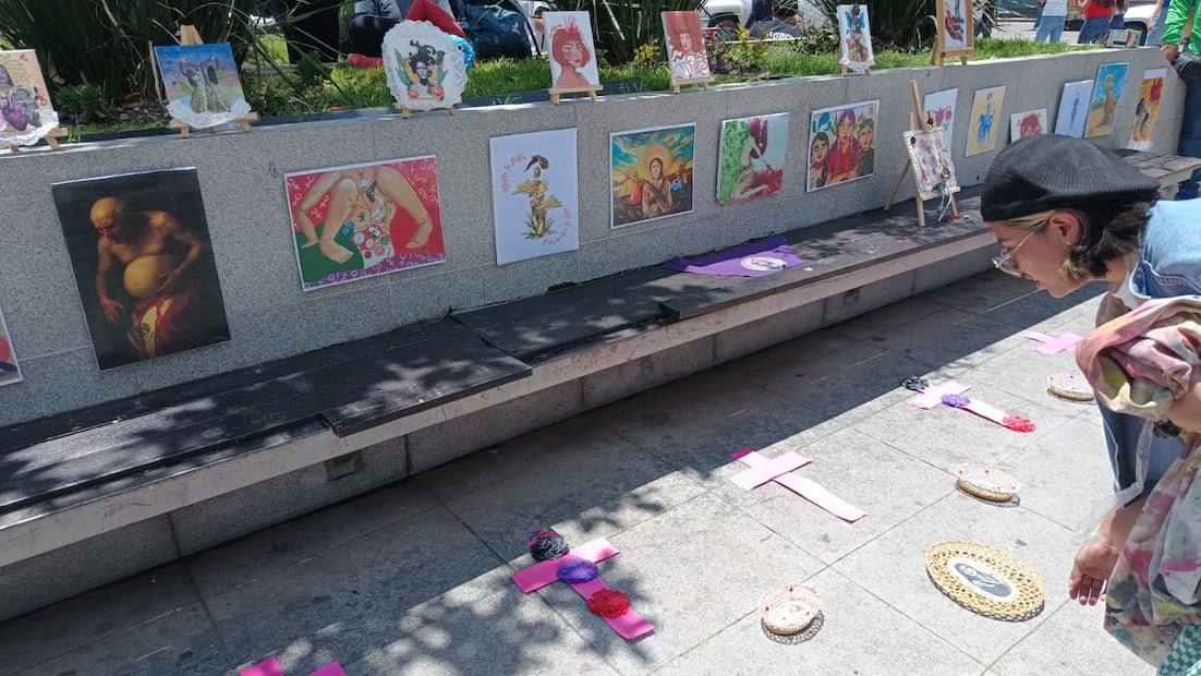 Protestan con arte, contra la privatización de espacios públicos en Pachuca | Foto: Lourdes Naranjo