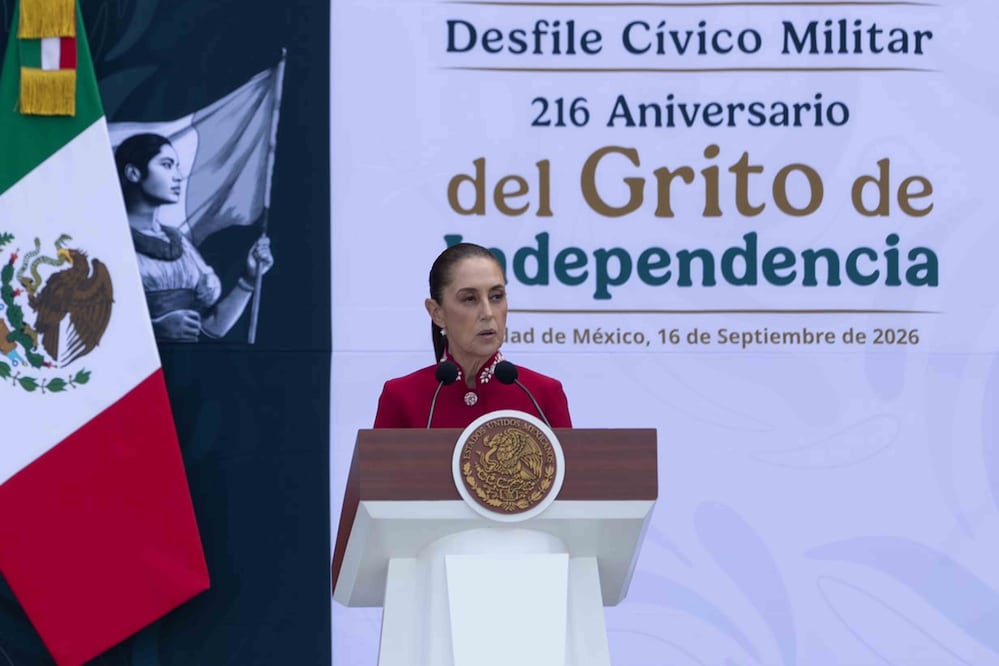 Pase de revista de la presidenta Claudia Sheinbaum Pardo, previo al Desfile Cívico Militar por el 216 Aniversario del Grito de Independencia. Foto: Agencia EL UNIVERSAL/Hugo Salvador/RDB.