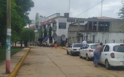 Vecinos de Atlalco se llevan 80 mil pesos y una denuncia penal por retener a funcionarios