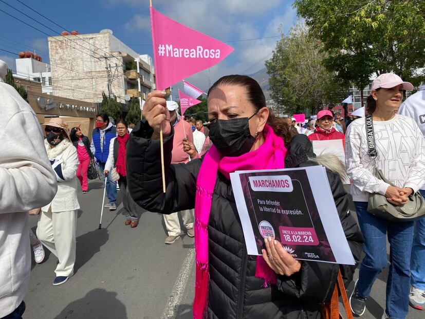 Se une Pachuca a la marcha nacional por la democracia | Foto: Luis Soriano