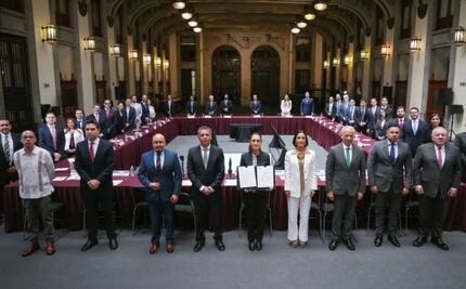 Gobierno y gasolineros renuevan acuerdo; mantendrán en 24 pesos la gasolina magna por seis meses 