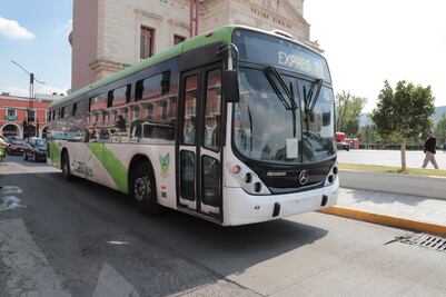 Inicia arribo gradual de 80 autobuses del Tuzobús; operarán en mayo