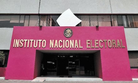 INE perfila realizar 3 debates presidenciales; partidos van por 5