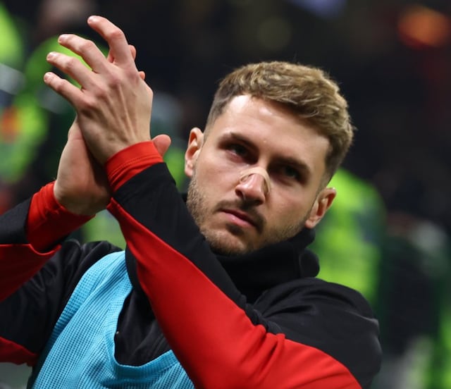 El Chaco rompió el silencio sobre la situación de Santi Giménez con el Milan; ¿por qué no se fue?