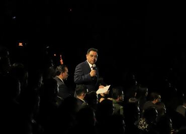 Andrés Velázquez el primero en presentar informe; seguirán legisladores, gobernador y ayuntamientos