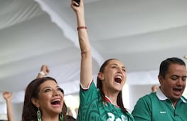 Sheinbaum felicita a la Selección Mexicana tras su triunfo en el partido inaugural del Mundial; gana 2-0 a Sudáfrica