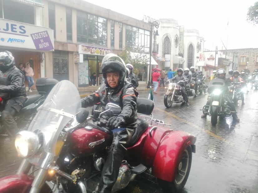 Organizan rodada motociclista para generar conciencia sobre uso de casco | Foto: Grisel Lira