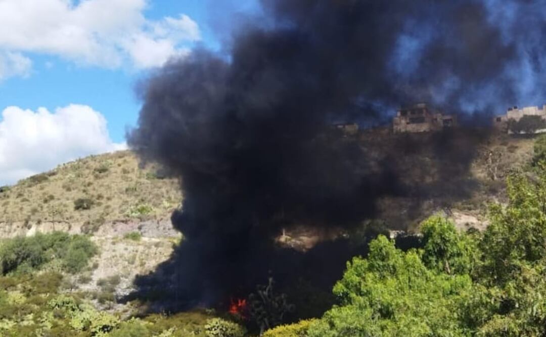 La emergencia fue controlada por bomberos y protección civil Foto: Especial