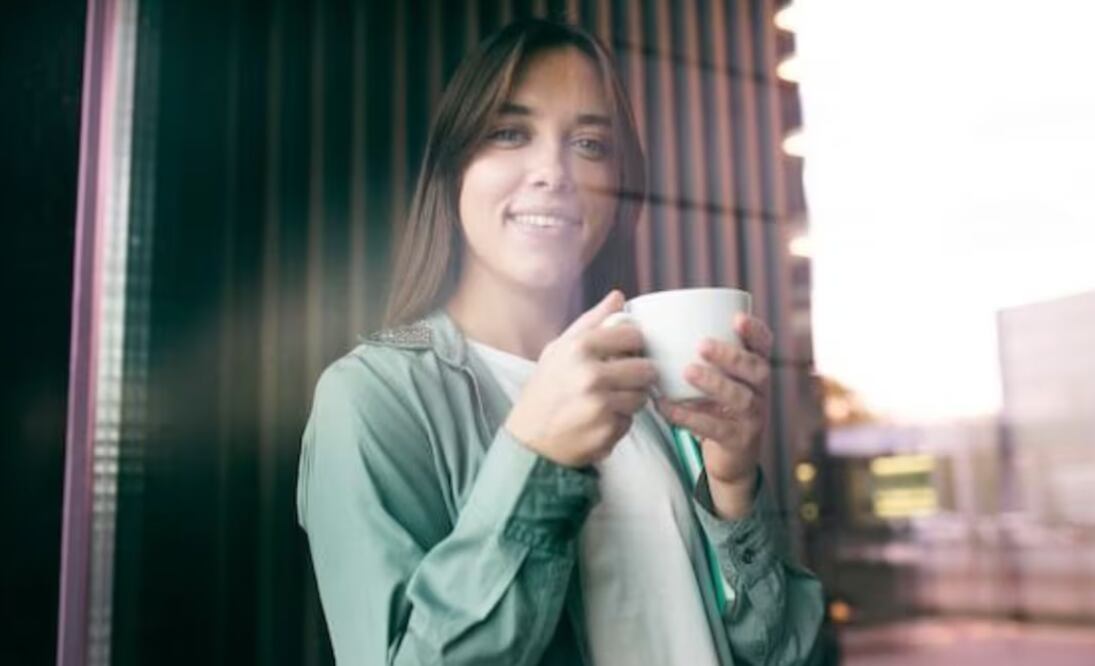 El café es una de las bebidas más populares del mundo, no solo por su sabor y aroma, sino también por la sensación de energía que proporciona