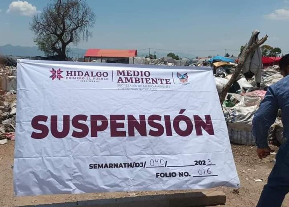 A más de dos años que fue clausurado el predio donde se depositaba la basura que genera el municipio de Actopan, el ayuntamiento aún no cuenta con un espacio para dicho fin por lo que tiene que destinar recursos para el manejo y disposición final de residuos. I Foto: especial