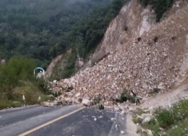 Persisten afectaciones en la Sierra Gorda por lluvias; comunidades continúan sin energía eléctrica