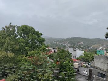 Alertan por posibles deslizamientos de tierra en sierra y huasteca