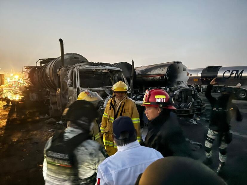 Controlan explosión e incendio de pipas en Tlahuelilpan | Foto: Especial