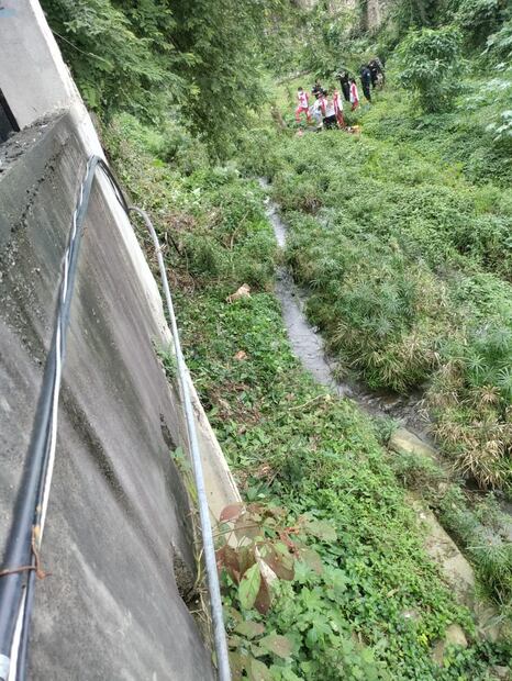 Joven fallece tras sufrir descarga eléctrica mientras trabajaba en Huejutla | Foto: Francisco Bautista