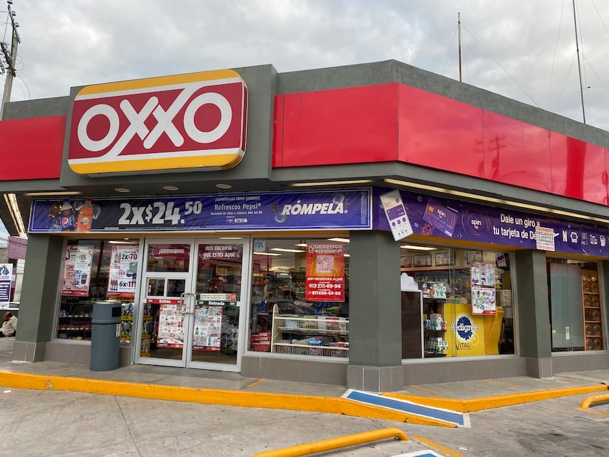 La cadena de tiendas es el principal corresponsal bancario que existe en México, la cual es una figura autorizada para realizar servicios financieros en el país fuera de los bancos | Foto: Wikimedia Commons