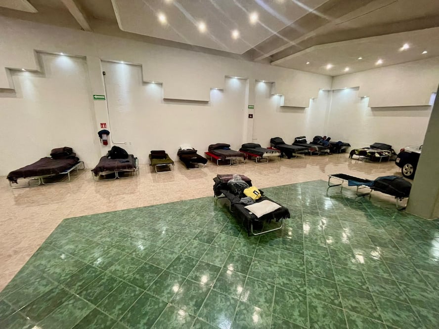 El servicio deberá incluir luz eléctrica, agua potable e internet, así como atención médica | Foto: Marco Carrillo