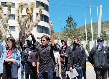 Estudiantes desconocen al Consejo Estudiantil Universitario