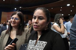 Prevé Simey Olvera guerra sucia en su contra, ante proceso electoral