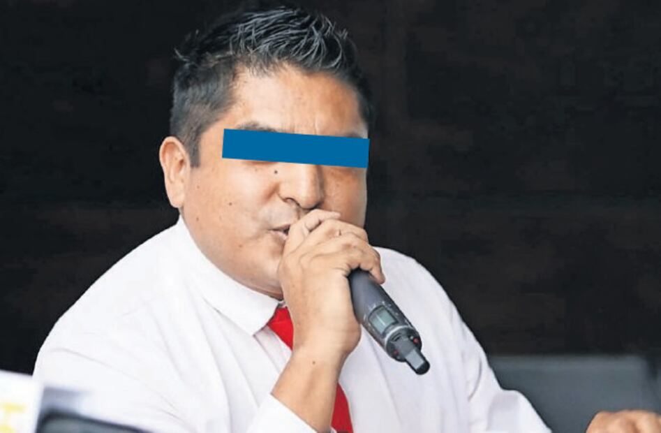 El legislador por el distrito de Ixmiquilpan fue detenido, junto con una mujer, el 21 de septiembre pasado, tras un cateo en el Barrio de San Nicolás, por parte de la PGJEH. Le aseguraron dos armas de fuego largas, cartuchos útiles y drogas, y fue vinculado a proceso siete días después por el delito de narcomenudeo.
