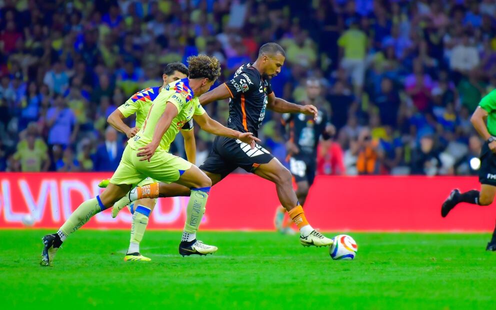 Salomón Rondón Foto: X Tuzos