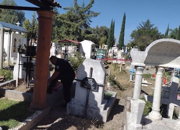Tizayuca prepara panteones para Día de Muertos con operativo especial