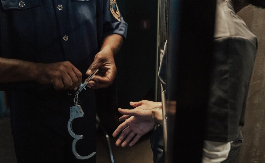 CDHEH investiga muertes y abusos en áreas de detención en Tepeji del Río y Mixquiahuala | Foto: Pexels