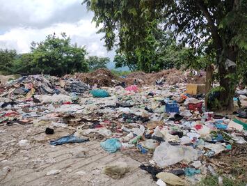 Emite Semarnath exhorto a Jaltocán tras incendio en vertedero a cielo abierto