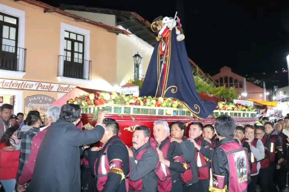 Celebran al Señor de Zelontla, patrono de los mineros de Real del Monte Foto: Arturo Torres