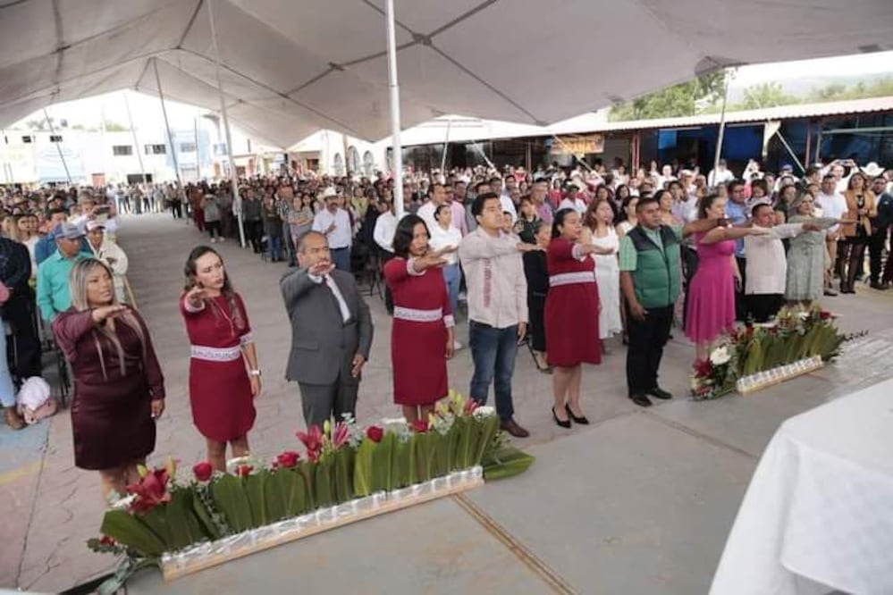 Regidores de Tasquillo
Foto: Especial