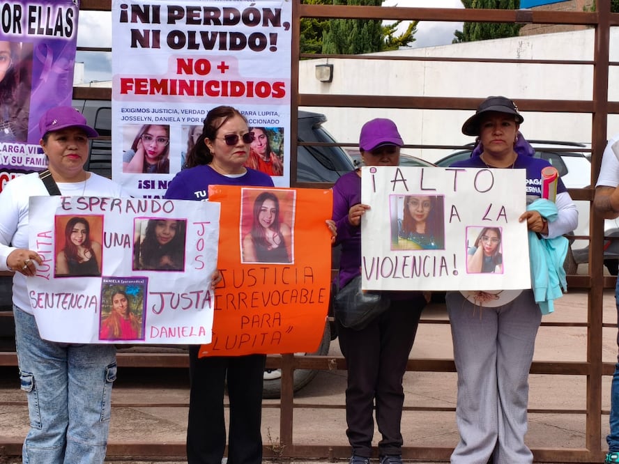 Los manifestantes demandaron la pena máxima para los presuntos responsables y expresaron su inconformidad por la prolongación del proceso judicial | Foto: Mirely Santos