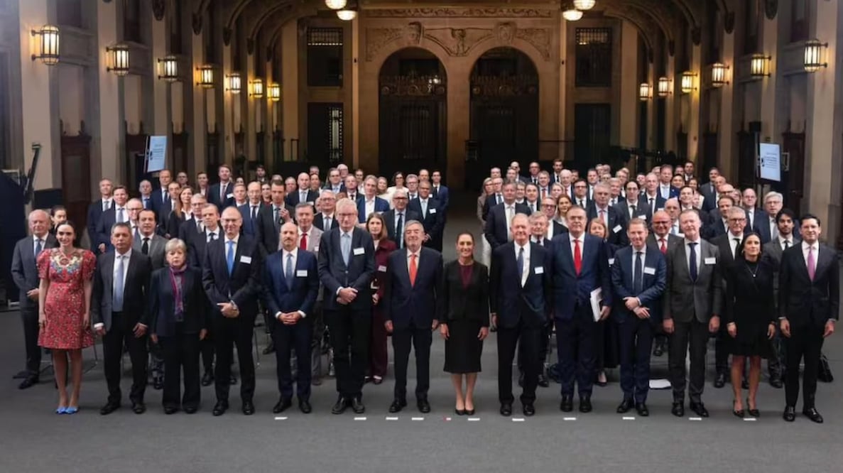 La presidenta Claudia Sheinbaum recibió a representantes de Dinamarca, Finlandia, Noruega y Suecia encabezados por el Grupo Wallenberg en Palacio Nacional. Foto: Presidencia