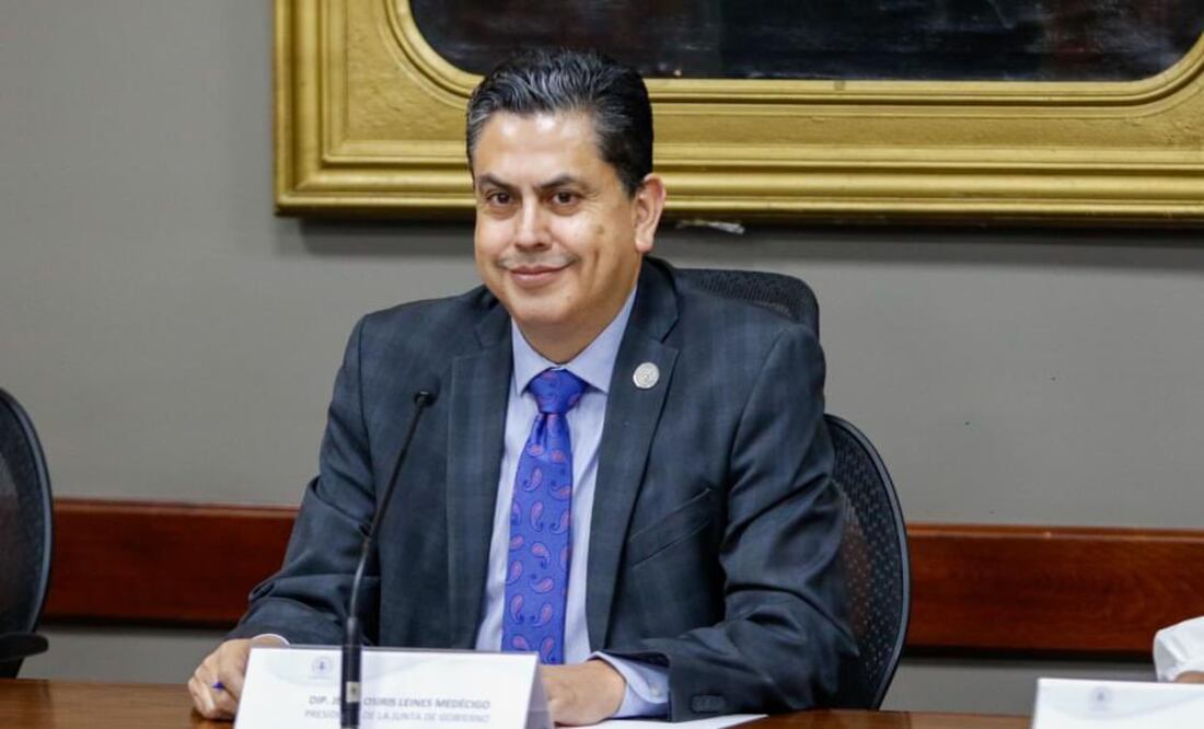 Twitter: Osiris Leines