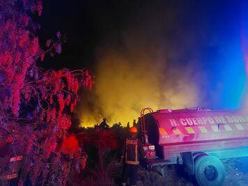 Bomberos controlan incendio en Epazoyucan