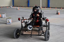 Estudiantes del ITESA desarrollan go-karts eléctricos como proyecto de electromovilidad