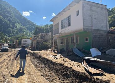 Pobladores de Chapula regresan a su comunidad; especialistas analizarán si es habitable