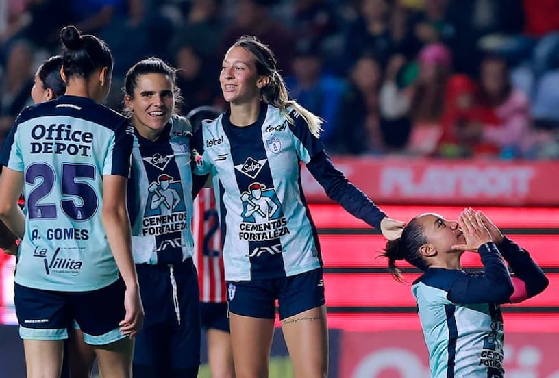 Pachuca femenil recibe a Rayadas en la semifinal de la Liga MX 
