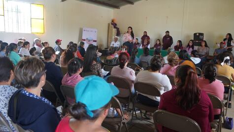 Apoyan el emprendimiento de mujeres de la comunidad Los Romeros