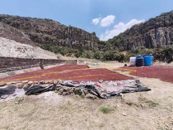 INAH confirma hallazgo de ofrenda con 10 cráneos humanos en Huapalcalco