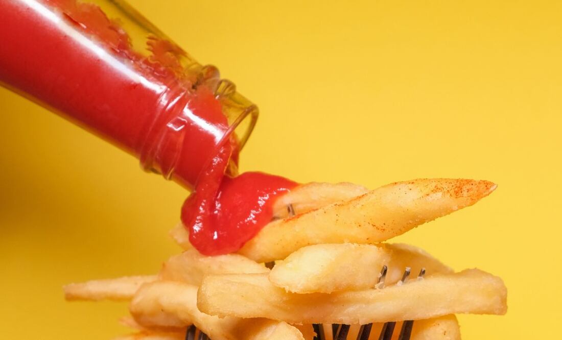 Tras analizar 23 productos con o sin sal, orgánicos, sin azúcar, con chile e imitaciones de cátsup, la Profeco concluyó que se trata de “un aderezo con muchos azúcares y sodio que puede afectar la salud” | Foto: Pexels